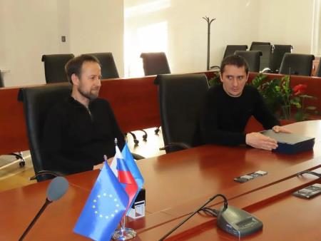 SLAVNOSTNI PODPIS POGODBE O FINANCIRANJU GASILSKE DEJAVNOSTI V LETOŠNJEM LETU 1
